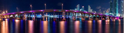 Скинали 'Мост через бухту в Майами'